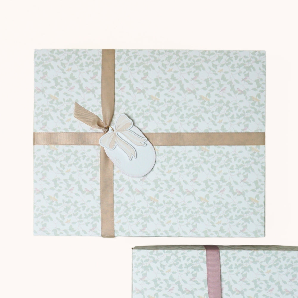 Leaf Lili Signature Gift Box