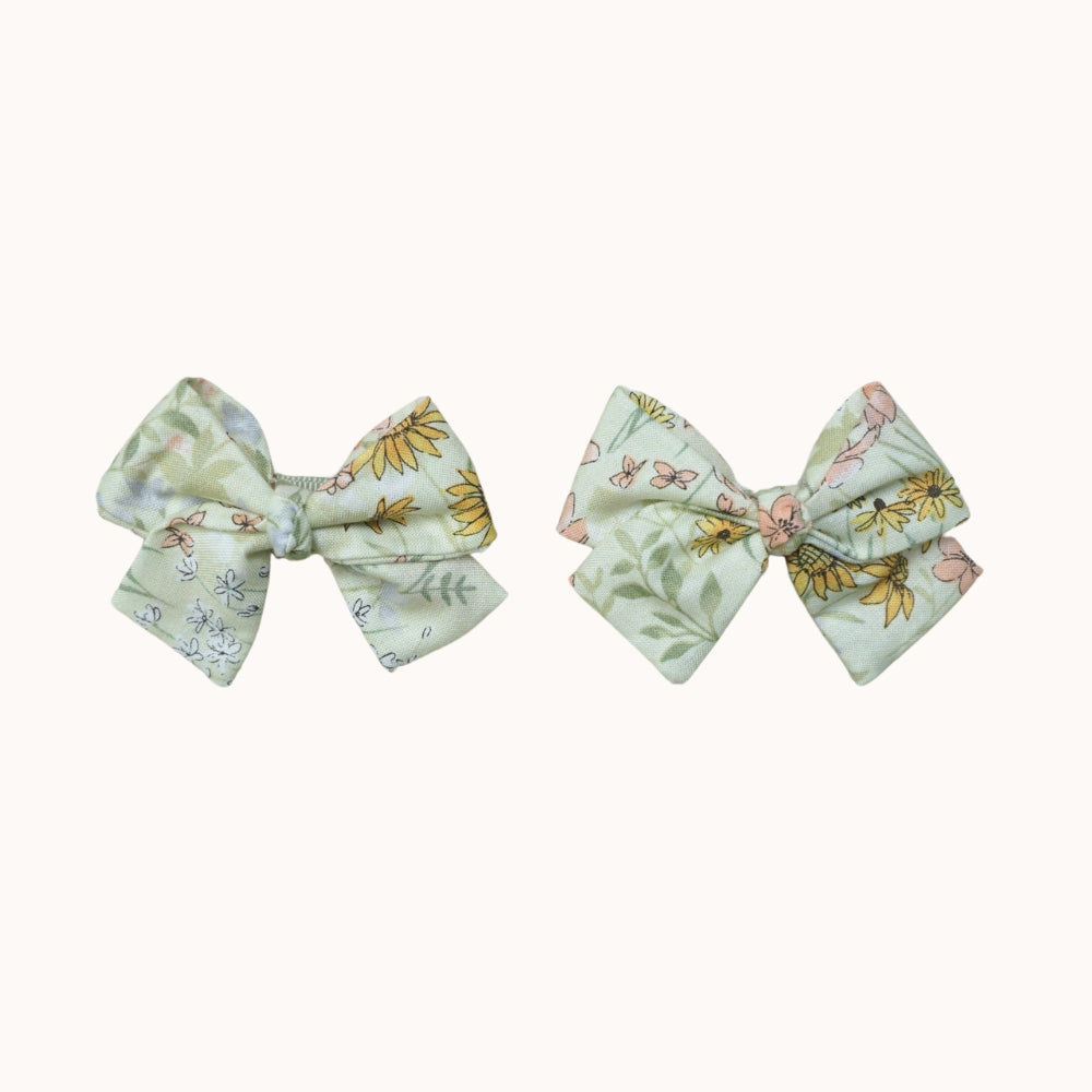 Leaf Lili Whispering Meadow Hair Accessories - Medium Classic Tail Bow Set