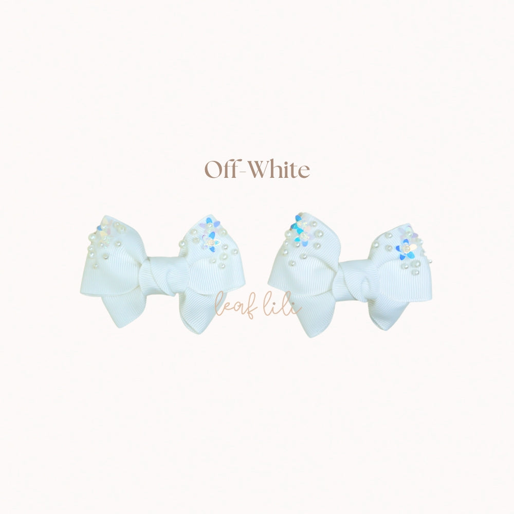 Leaf Lili Pearl Blossom Medium Hair Bow Clip Set