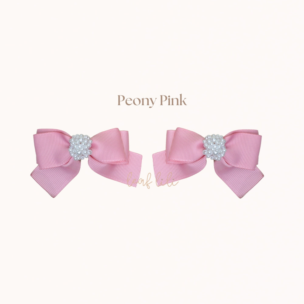 Leaf Lili White Pearl Medium Hair Bow Clip Set