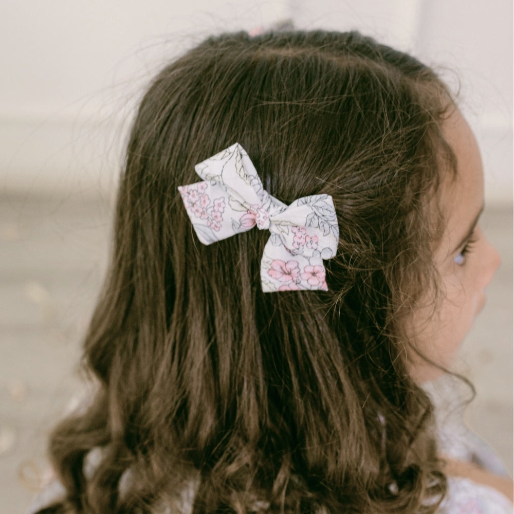 Leaf Lili Whispering Meadow Hair Accessories - Medium Classic Tail Bow Set
