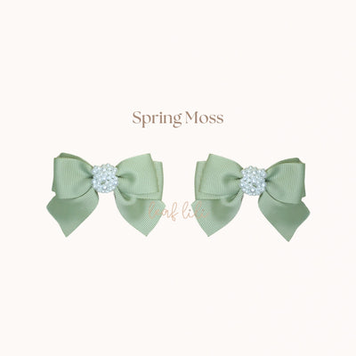 Leaf Lili White Pearl Medium Hair Bow Clip Set
